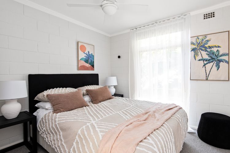 THE BEACH BUNGALOW