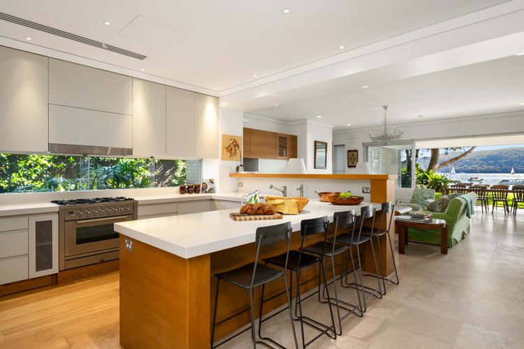 SHELL HOUSE ON ILUKA