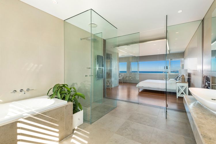 BUNGAN BEACH HOUSE