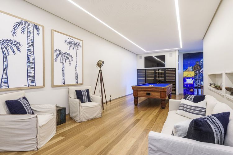 FLORIDA HOUSE