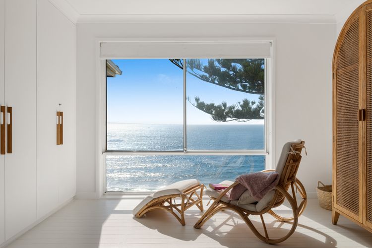 BUNGAN BEACHSCAPE