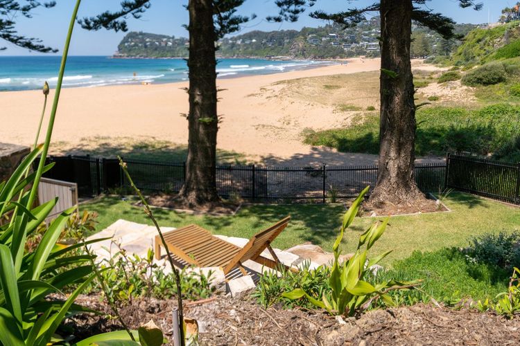 ABSOLUTE BEACHFRONT