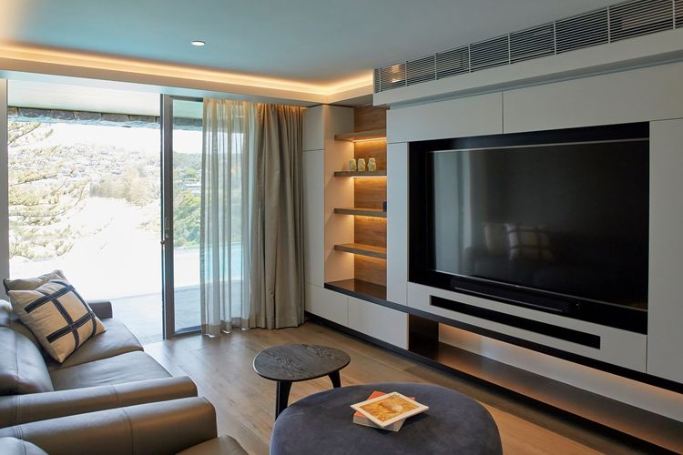 ABSOLUTE BEACHFRONT