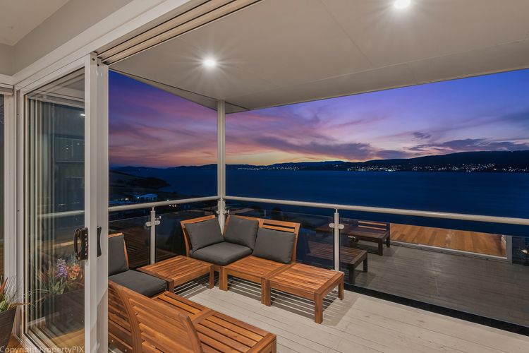 Oceana Escape panoramic views luxury and space