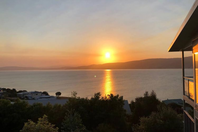 Oceana Escape panoramic views luxury and space