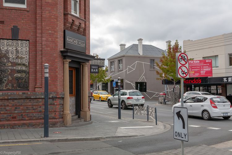 Pancho Villa Mexican restaurant 4 minute walk