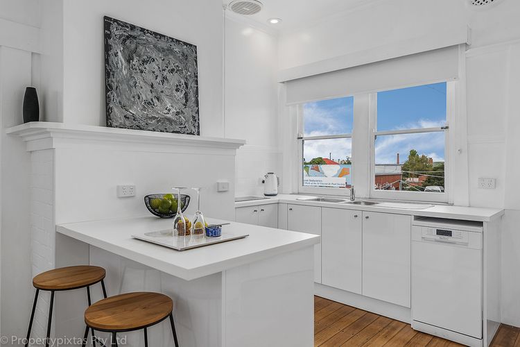 Best on Burnett best location parking sleeps 8