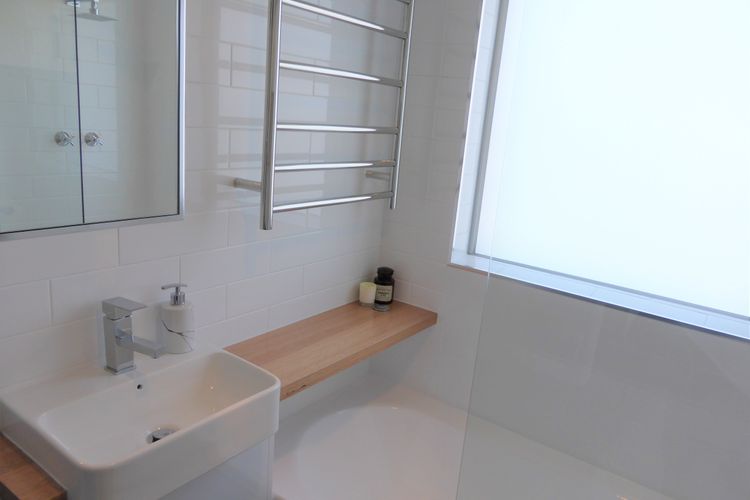 View Street Apartment Car park 650m to shops