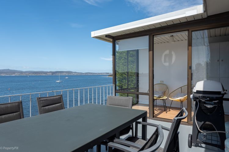 Sandy Bay Waterfront