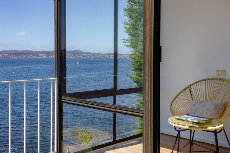 Sandy Bay Waterfront