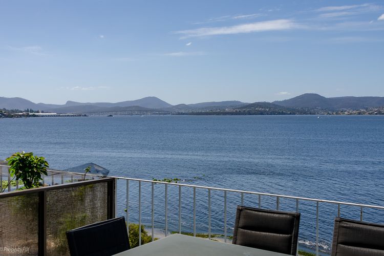 Sandy Bay Waterfront