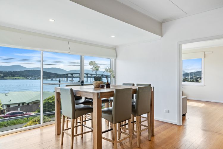 Panorama Bridge Views