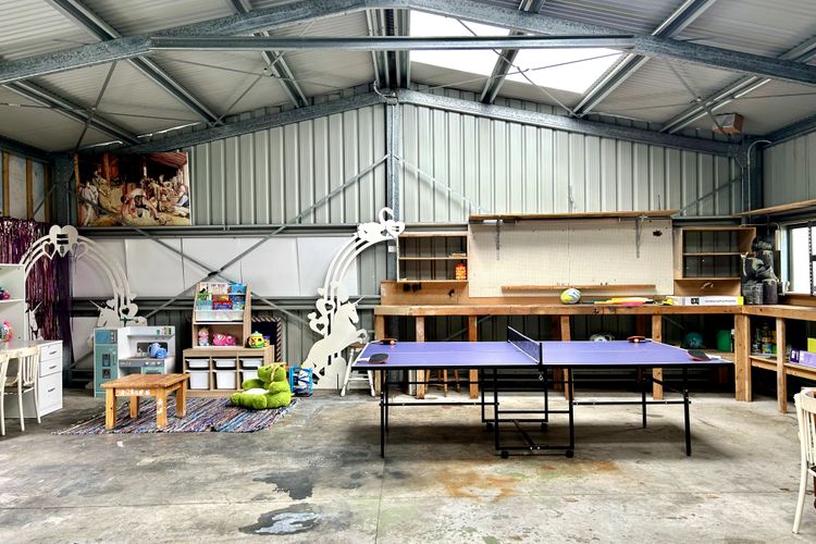 Pelican Place – absolute waterfront overlooking MONA