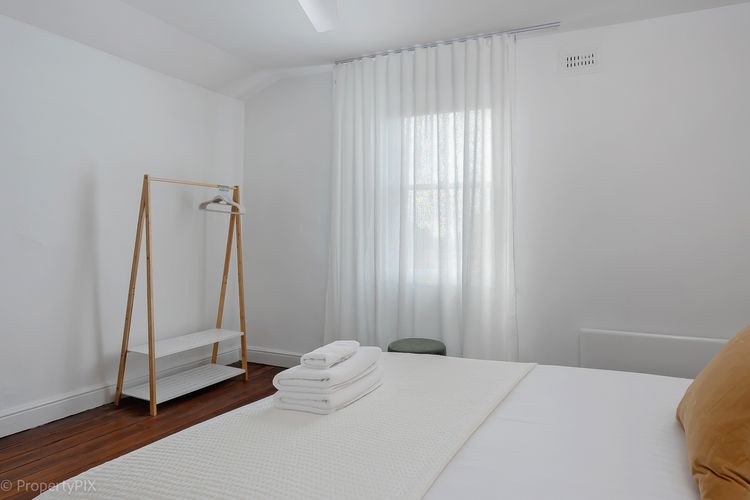 Bedroom 2 (upstairs)