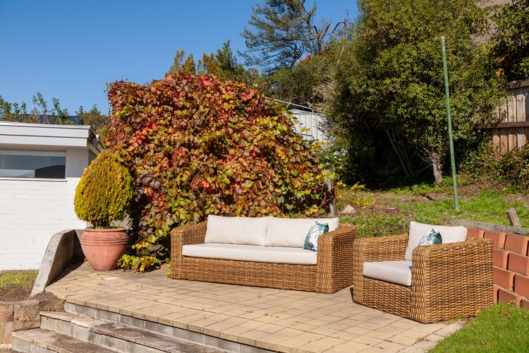 Birngana stylish spacious with stunning views