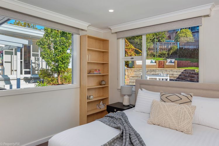 King bed - entry level