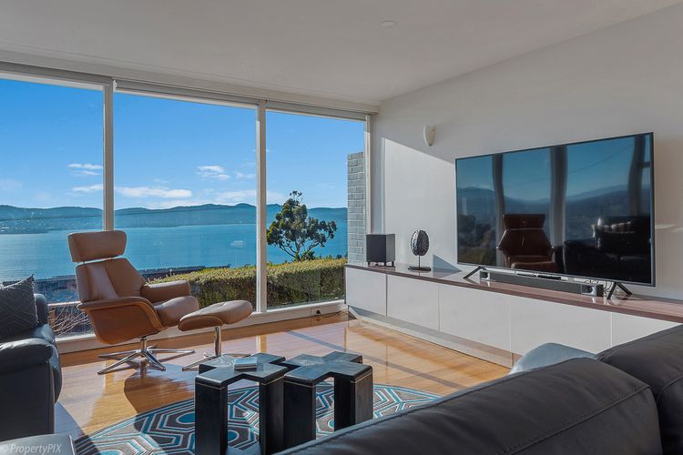 Lounge - entry level