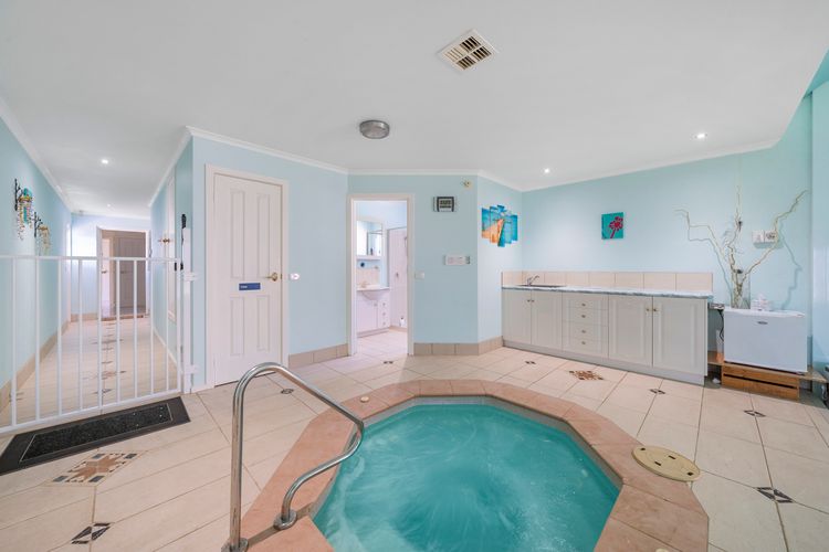 Buffalo River Retreat – 6 Bedroom