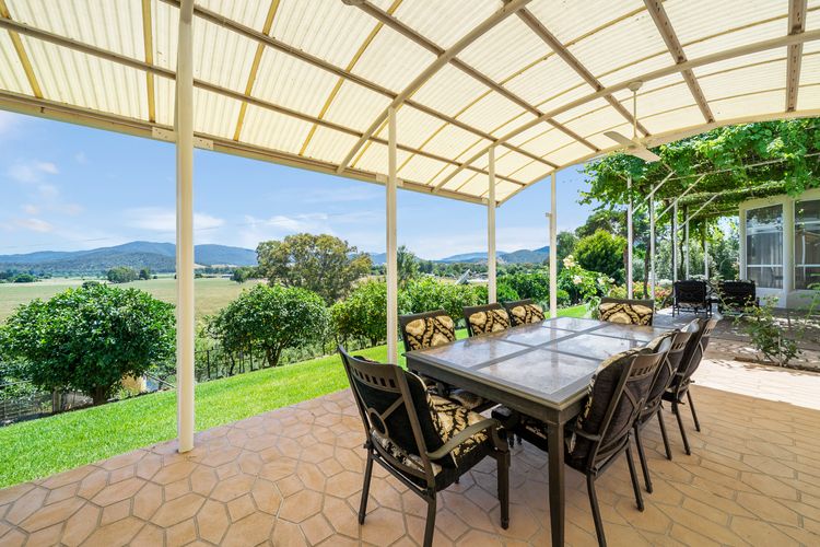 Buffalo River Retreat – 5 Bedroom