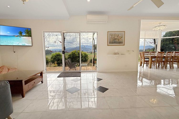 Buffalo River Retreat – 5 Bedroom