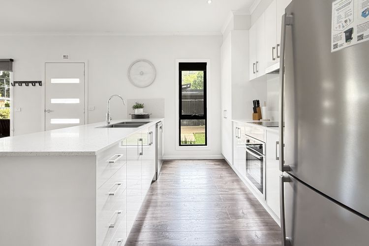 Snowgum Bright Retreat