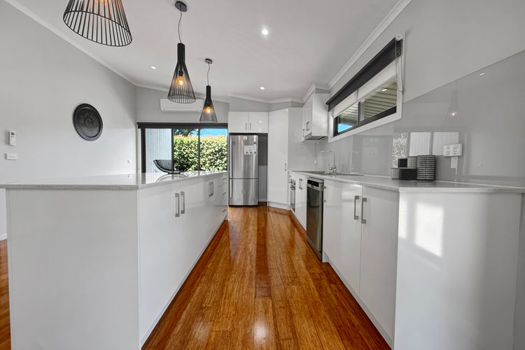 Snowgum Bright Retreat