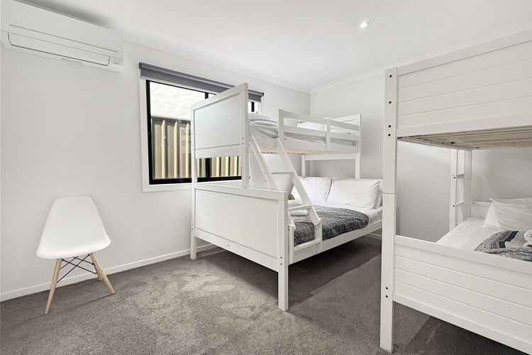 Snowgum Bright Retreat