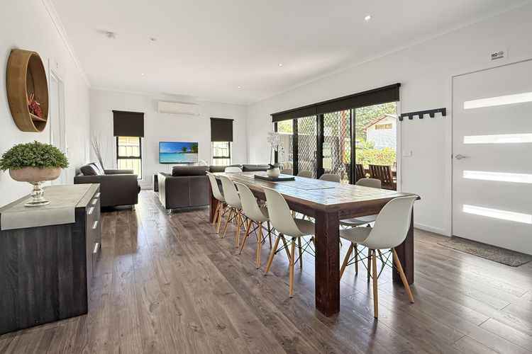 Snowgum Bright Retreat