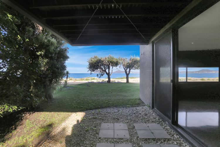 Architectural Design on the Beach