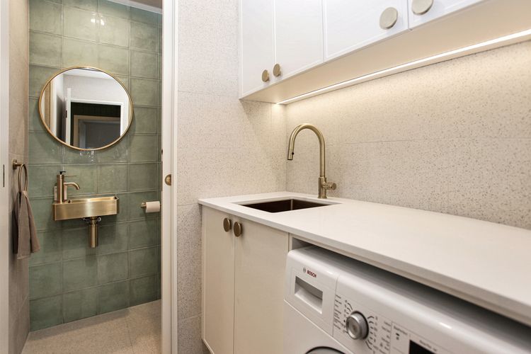 Aquarius Apartment 9