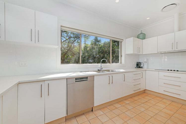 Bays Edge – Views Across Port Stephens