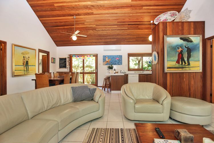 Semaphore Beach House