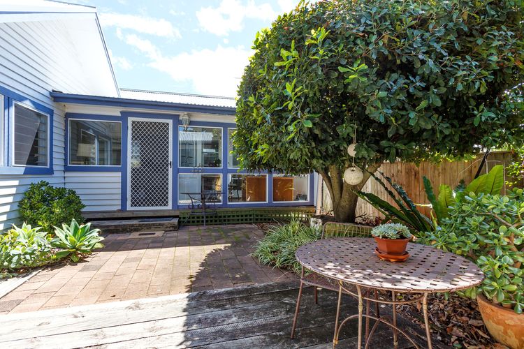 Witt’s Oasis | Two traditional Tea Gardens cottages