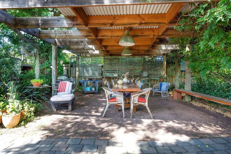 Witt’s Oasis | Two traditional Tea Gardens cottages