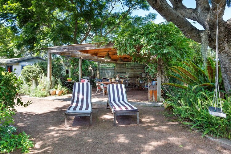 Witt’s Oasis | Two traditional Tea Gardens cottages