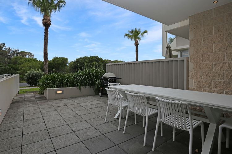 Beachfront on Bennetts | Beaches Apartment 4