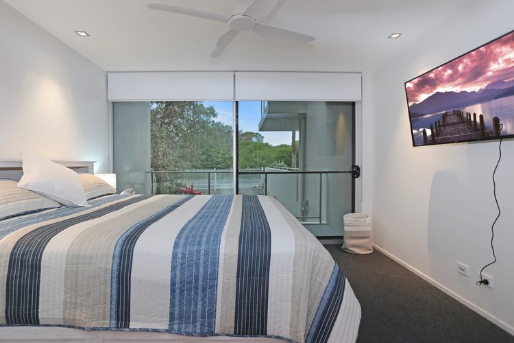 Beachfront on Bennetts | Beaches Apartment 4