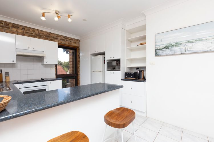 Prelude Penthouse – stroll to the beach