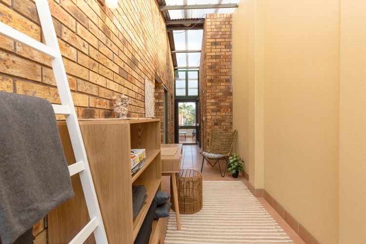 Prelude Penthouse – stroll to the beach