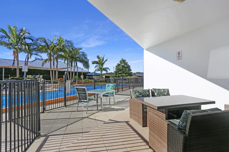 Boathouse 107 – Pool side apartment