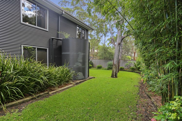 Russell Street Retreat