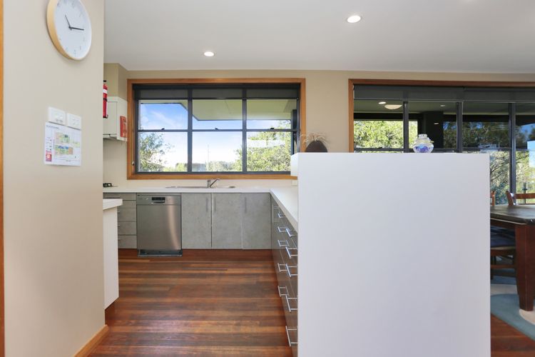 Expansive Myall River Views