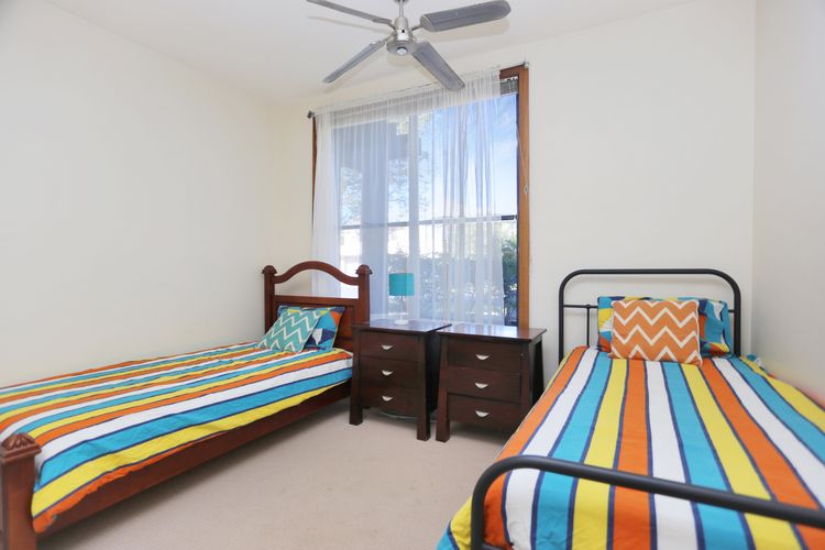 Expansive Myall River Views