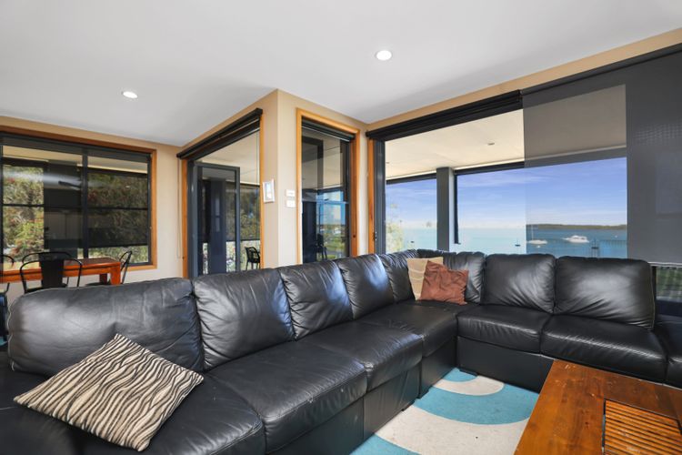 Expansive Myall River Views