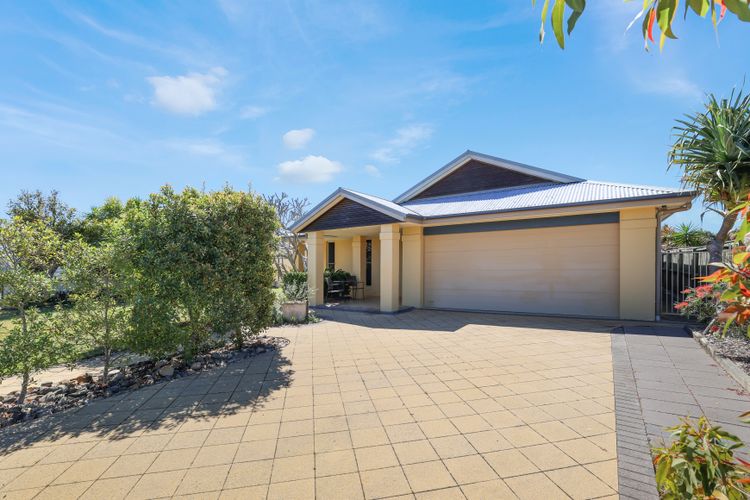 Salt Gardens – Private Pool & Tea Gardens Retreat