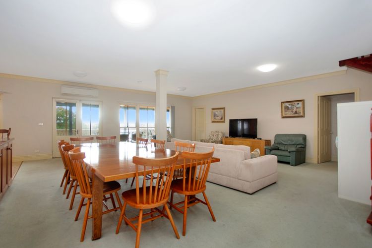 Rivers Edge Apartment
