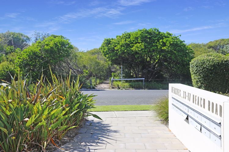 Beaches Apartment 13 – Bennett’s Beach Retreat