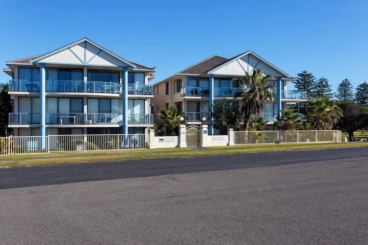 Nautilus 6 Beach Front Bliss