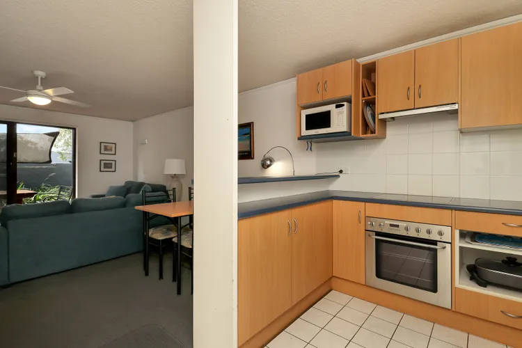 Providence 3 – 100m to the Beach, Ground Floor Retreat