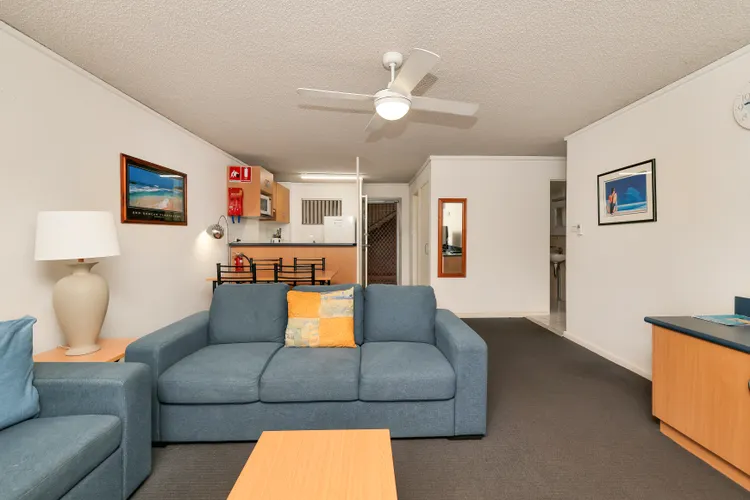 Providence 3 – 100m to the Beach, Ground Floor Retreat